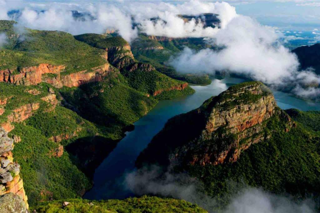 Thabisa Lodge Hoedspruit Buitenkant foto